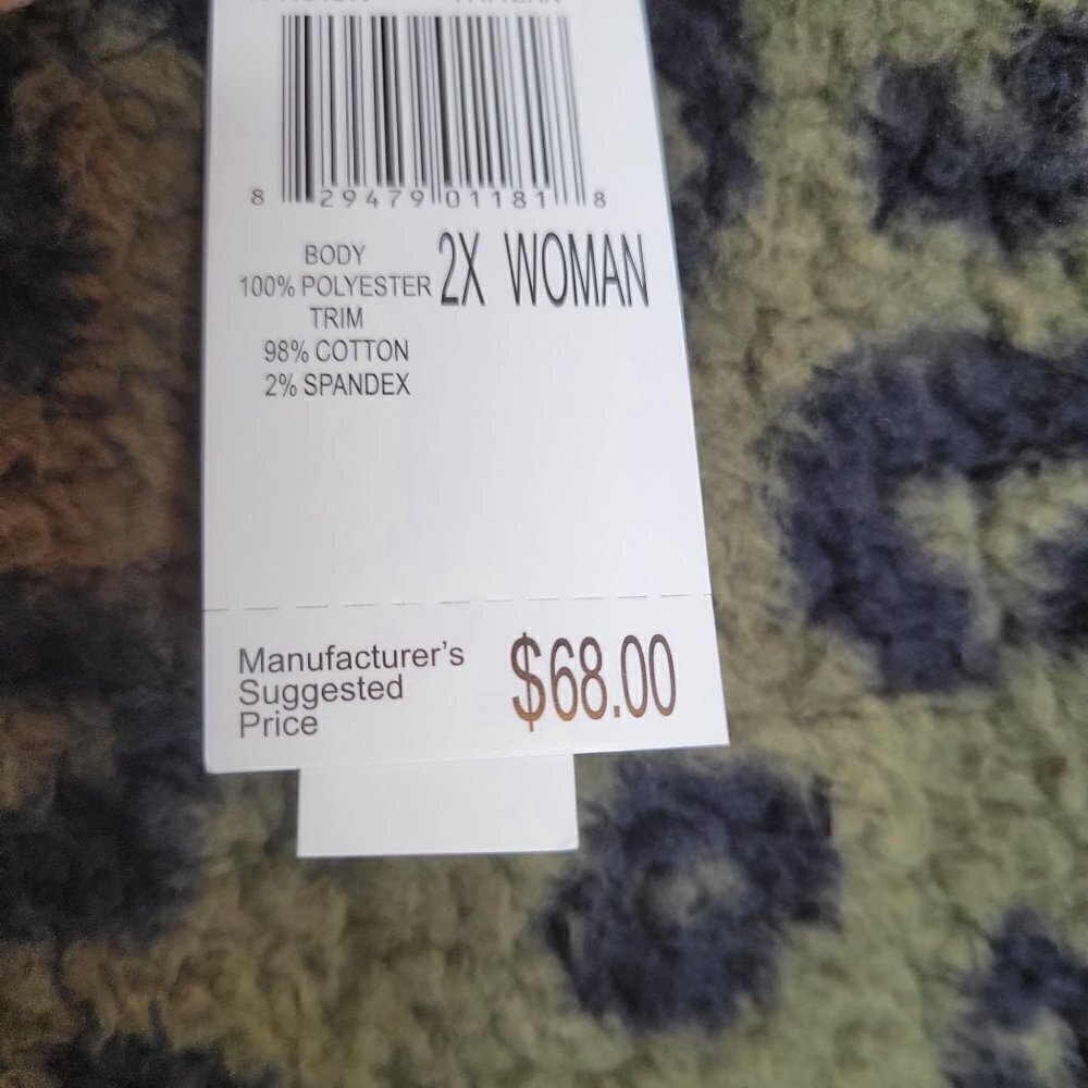 Workshop Republic Clothing Top Leopard Green Sherpa Sweatshirt Women SIze 2X - Picture 13 of 13